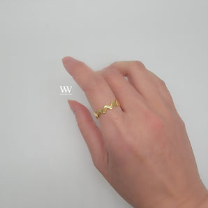 Zig Zag Solid Gold Ring