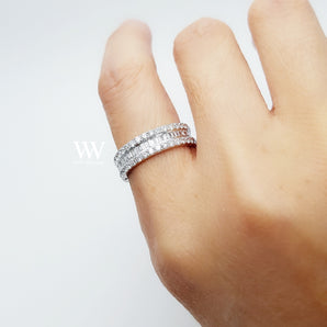 Eternity diamond band made with taper baguette and round brilliant diamonds