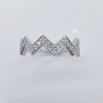 zigzag diamond ring top view