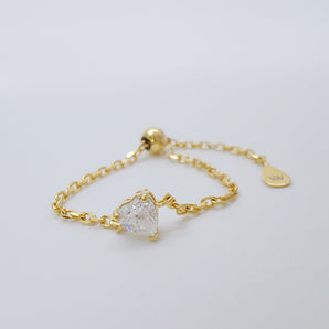 Venus 2 Heart String Chain Ring